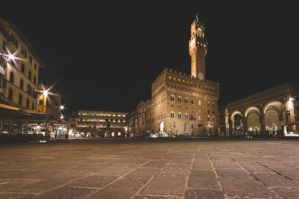 palazzo vecchio unsplash 1024x683 1